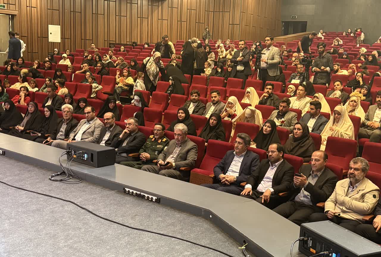 تأکید بر تقویت بنیان خانواده و حمایت از سیاستهای جوانی جمعیت در آذربایجانغربی