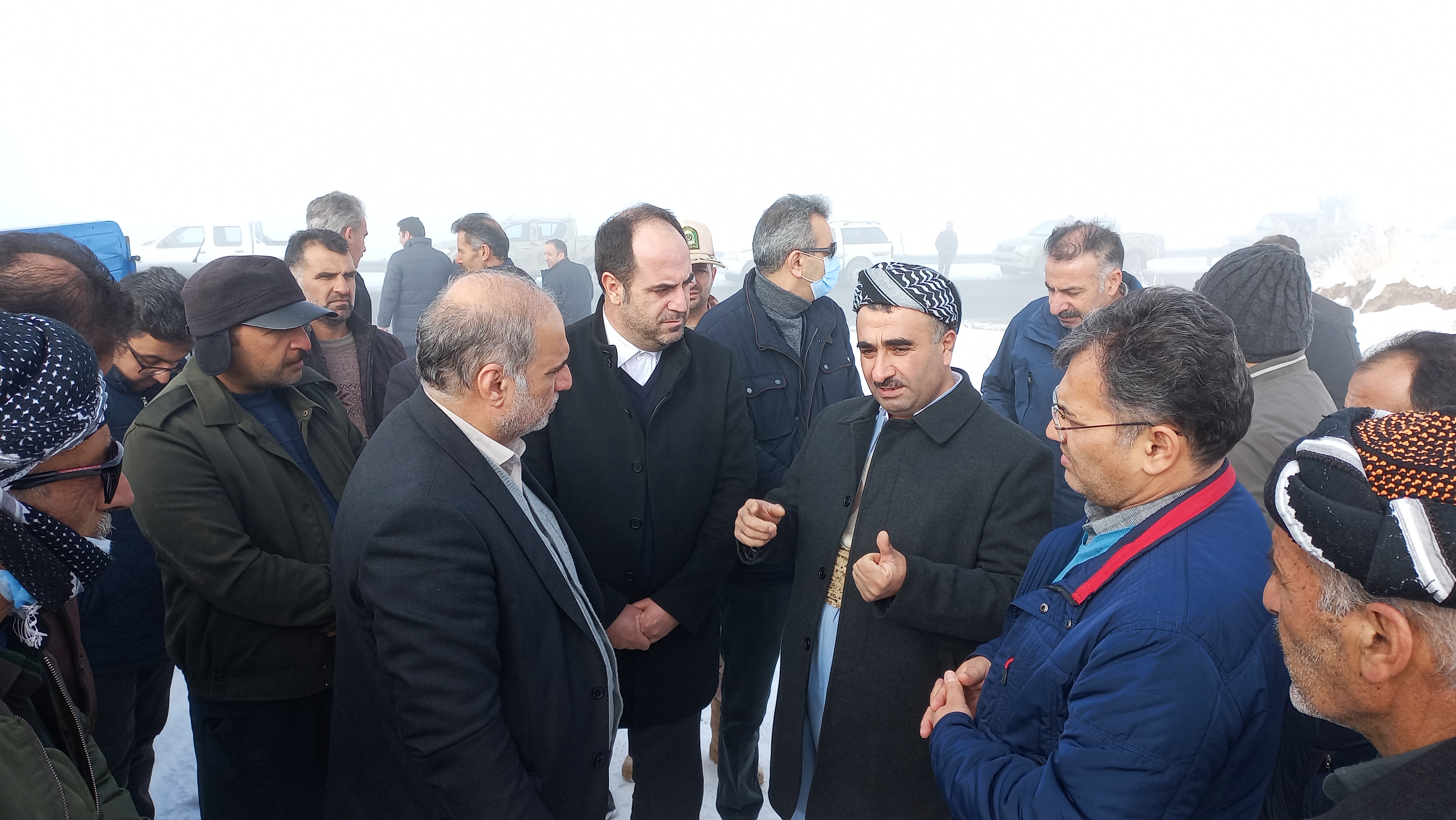 دیدار فرماندار شهرستان ارومیه با اهالی روستای پشت کله