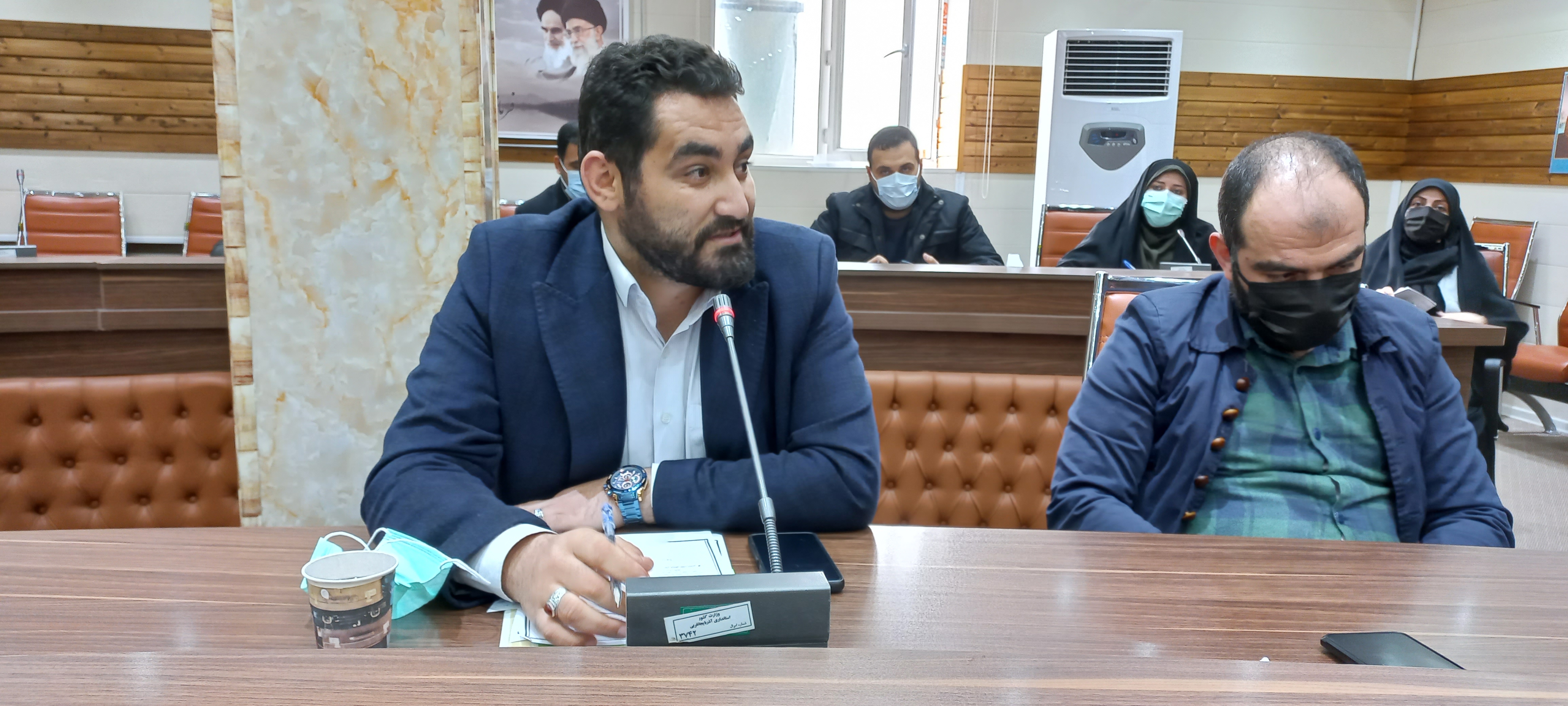 دیدار اعضای شورای مرکزی جوانان همدل استان آذربایجان غربی با فرماندار شهرستان ارومیه + عکس