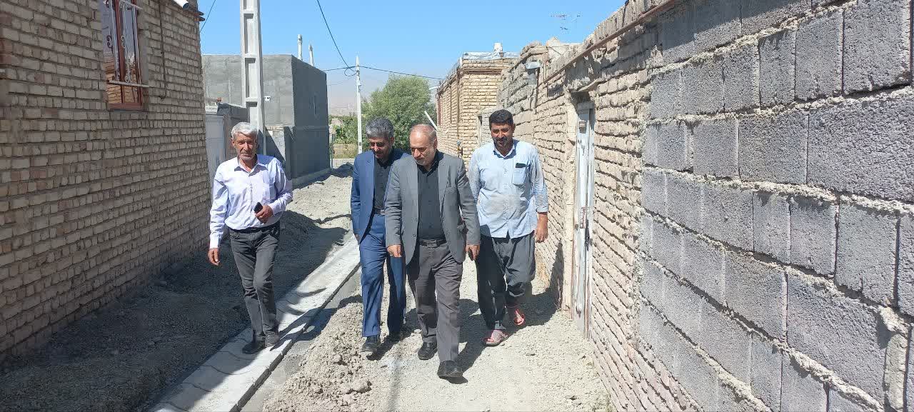 بازدید فرماندار شهرستان ارومیه از پروژه عمرانی روستایی بخش مرکزی