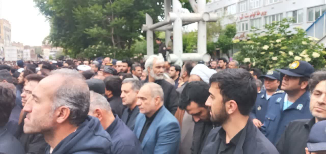 آلبوم تصویری / مراسم تشییع شهیدان خدمت در تبریز