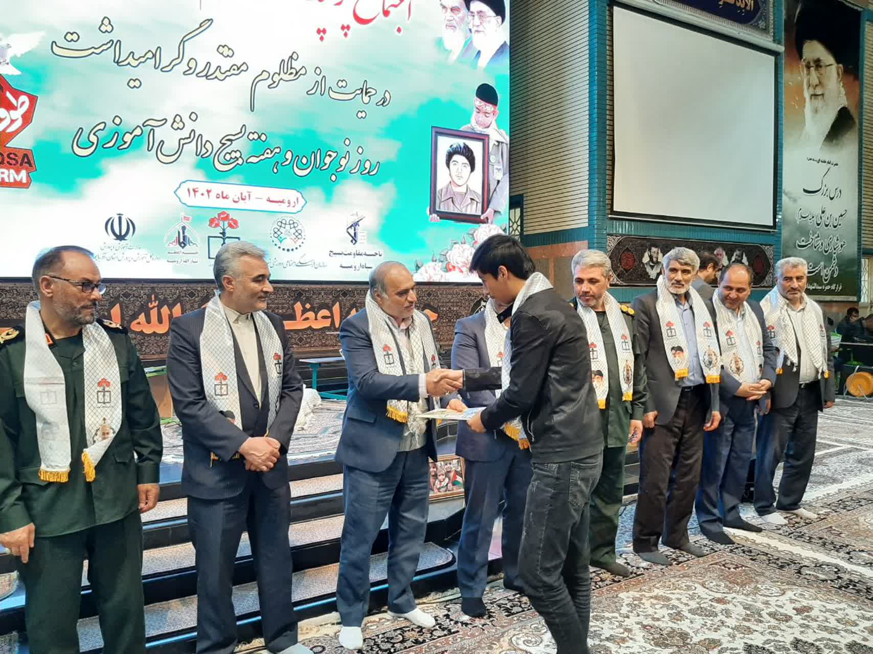 برگزاری اجتماع پرچمداران گام دوم انقلاب