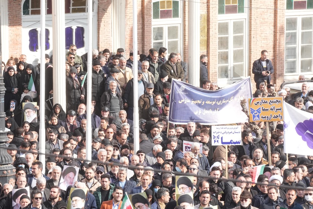 آلبوم تصویری / برگزاری تجمع بزرگ مردم و مسئولان آذربایجان غربی برای محکومیت اغتشاشات اخیر