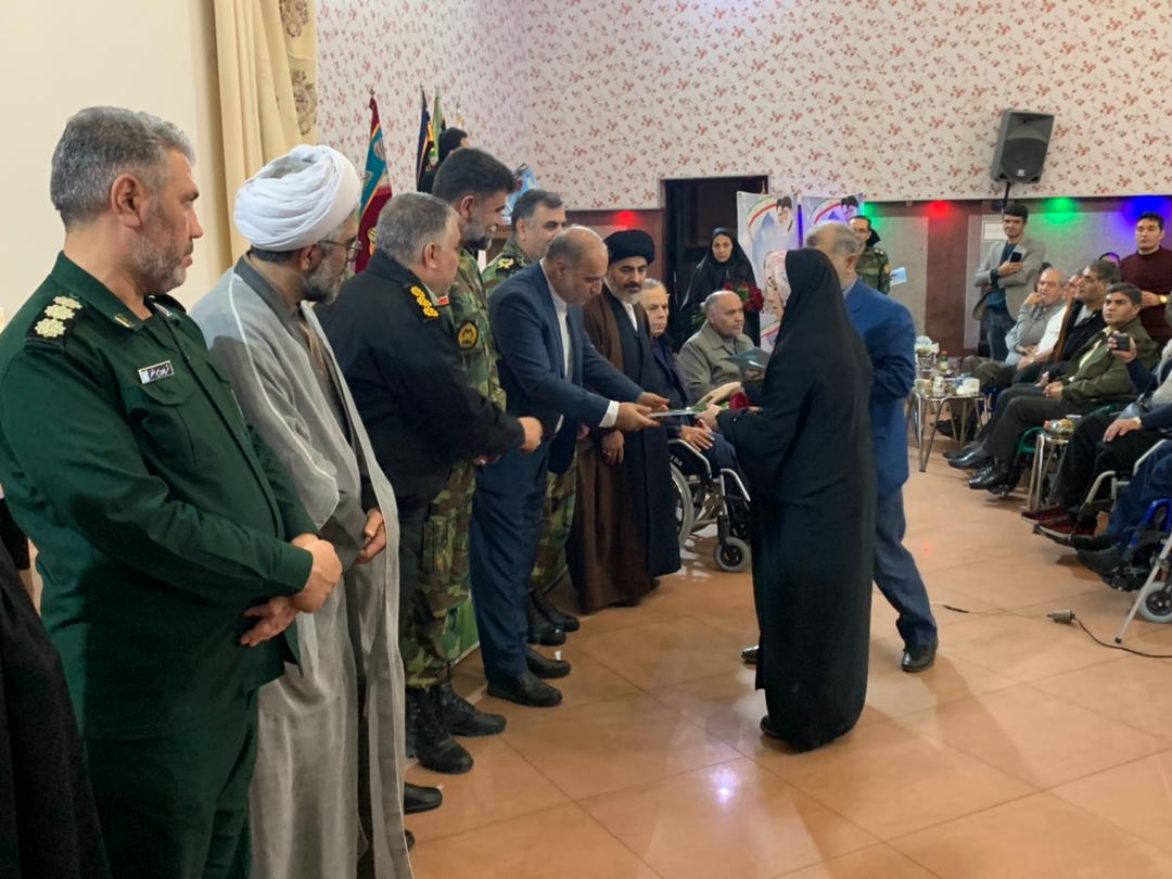 حضور فرماندار شهرستان ارومیه در مراسم تجلیل از همسران جانبازان قطع نخاعی