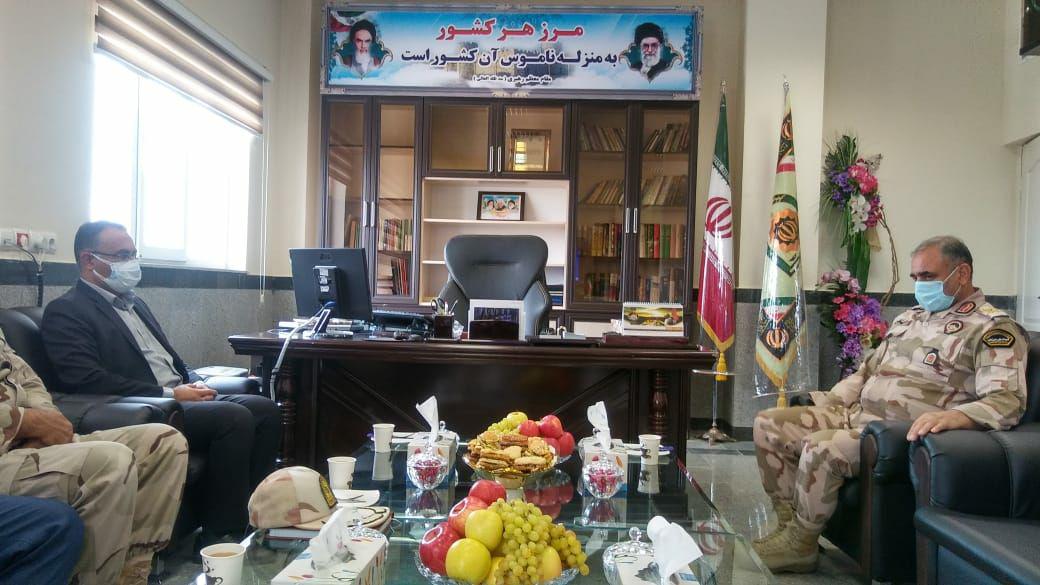 دیدار فرماندار ارومیه با فرماندهان انتظامی و مرزبانی آذربایجان غربی + تصاویر