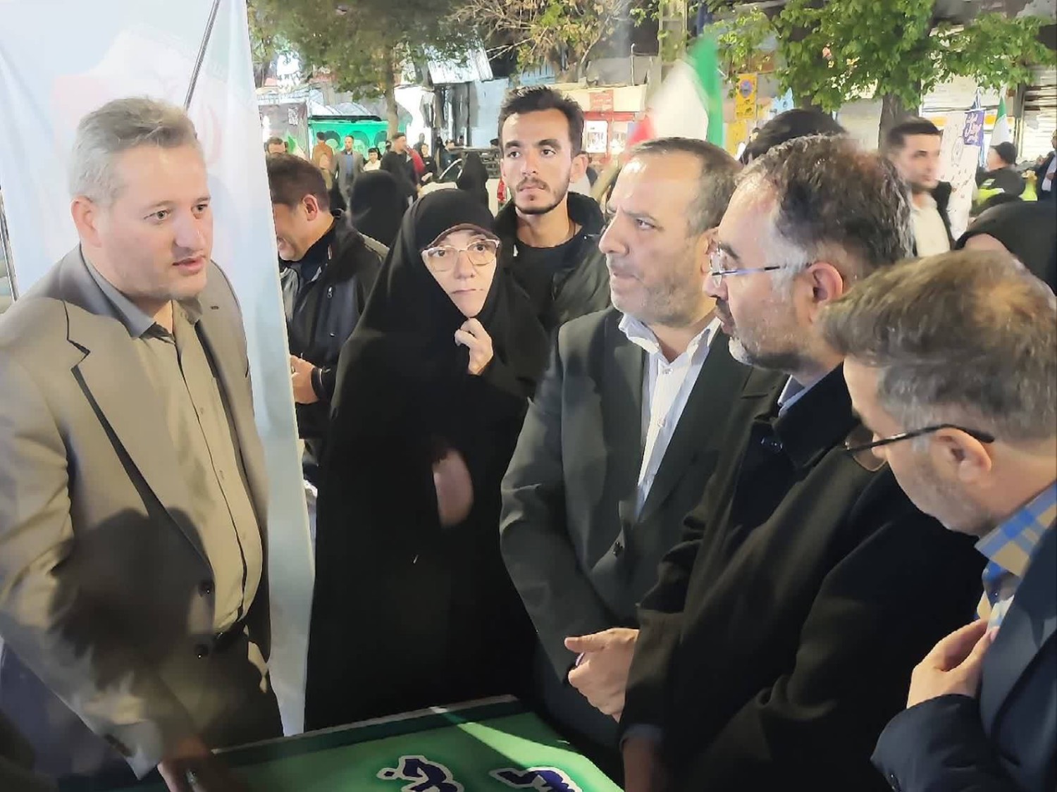 بازدید فرماندار شهرستان ارومیه از میز خدمت رزمگاه‌های شبانه ارومیه