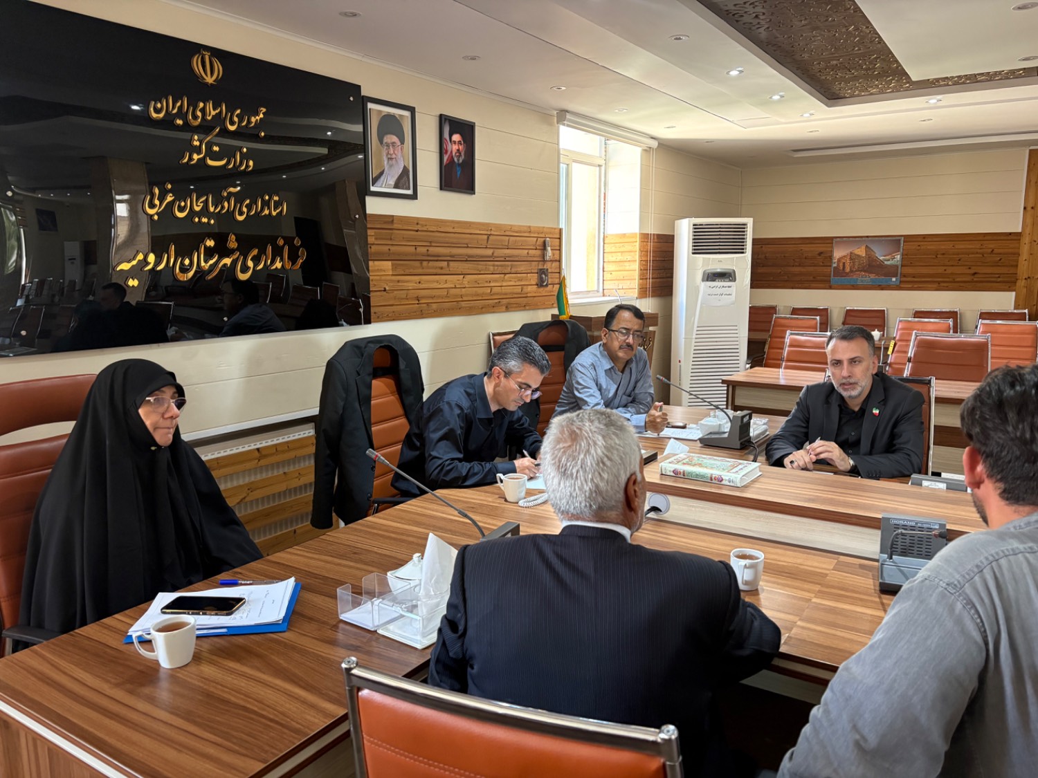 دیدار مردمی فرماندار ارومیه با شهروندان
