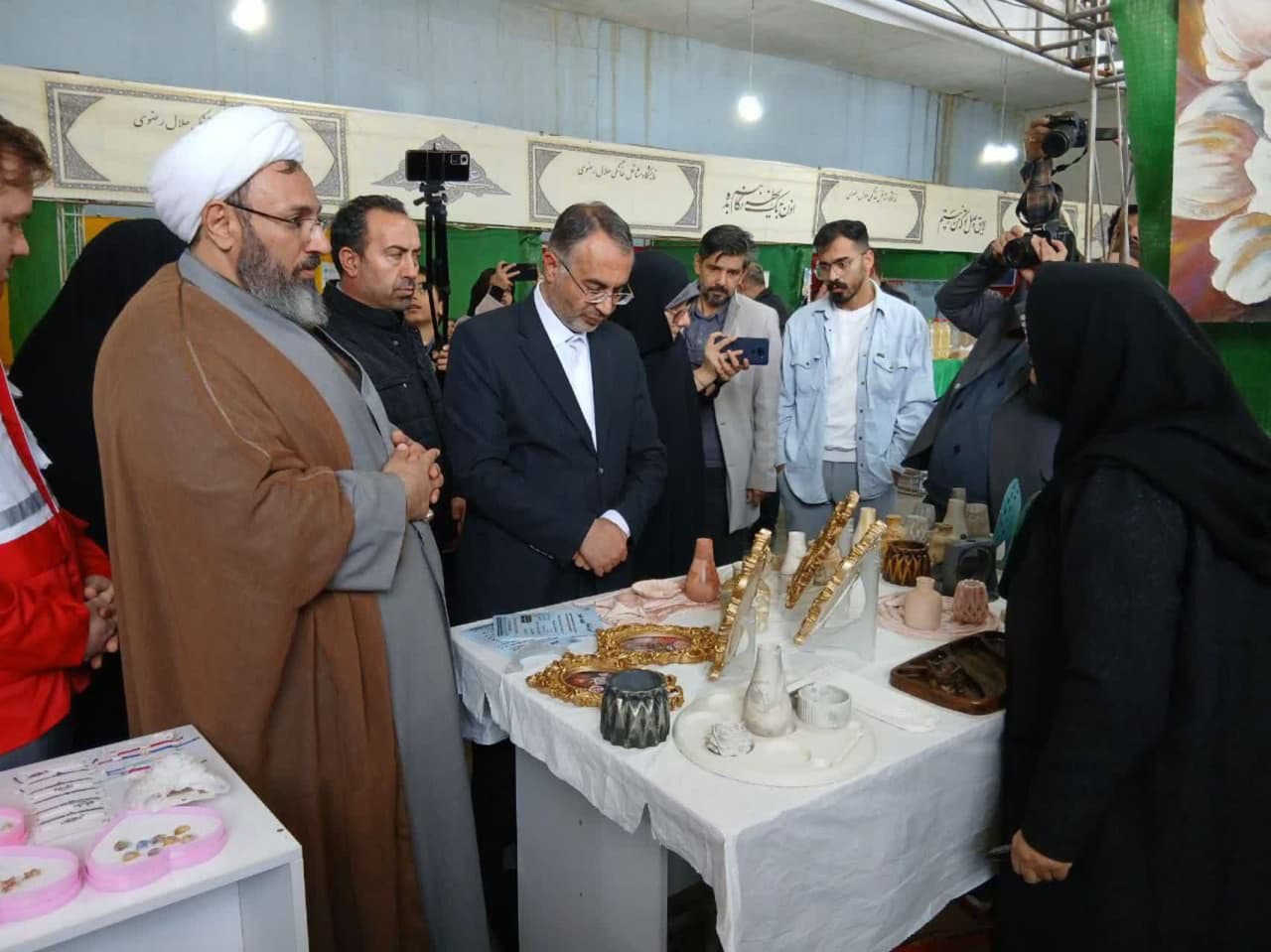 افتتاح نمایشگاه و بازارچه مشاغل خانگی در ارومیه