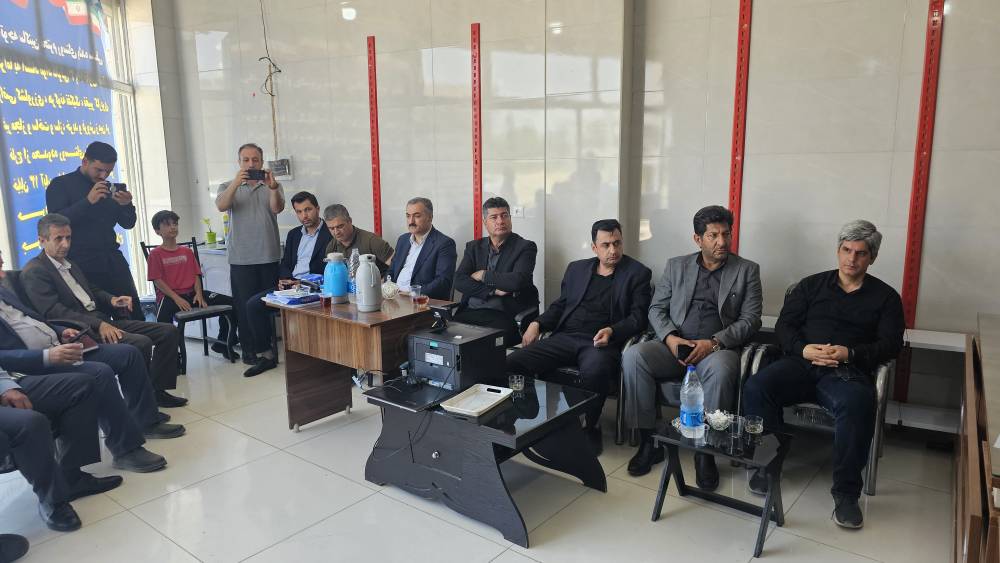 صبح جمعه متفاوت در ولنده؛ حضور میدانی فرماندار ارومیه تا اقامه نماز جمعه در روستا