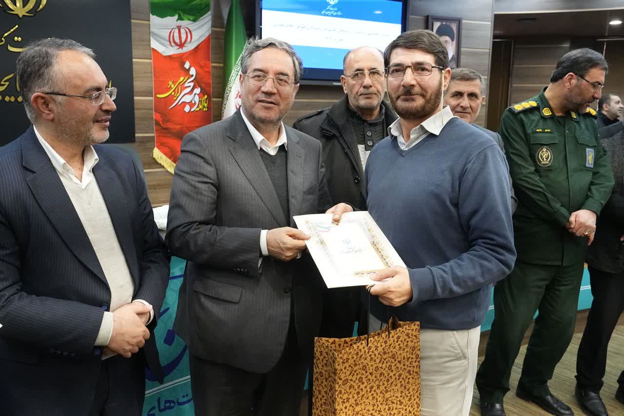 برگزاری نشست صمیمی استاندار آذربایجان‌غربی با رزمندگان غواص دفاع مقدس