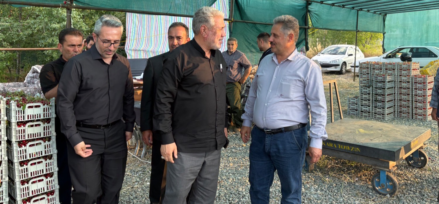 فرماندار ارومیه: ساماندهی عرضه محصولات باغی و ارتقای نظم و ایمنی در منطقه کهریز ضروری است