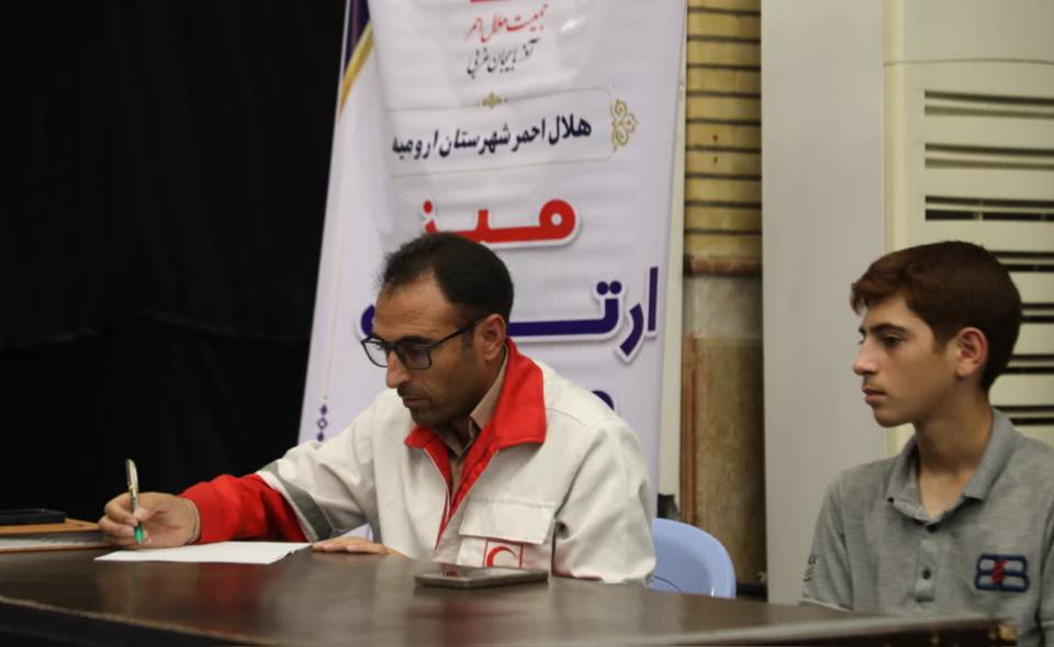 گزارش تصویری | برگزاری میز خدمت ارتباطات مردمی فرمانداری شهرستان ارومیه