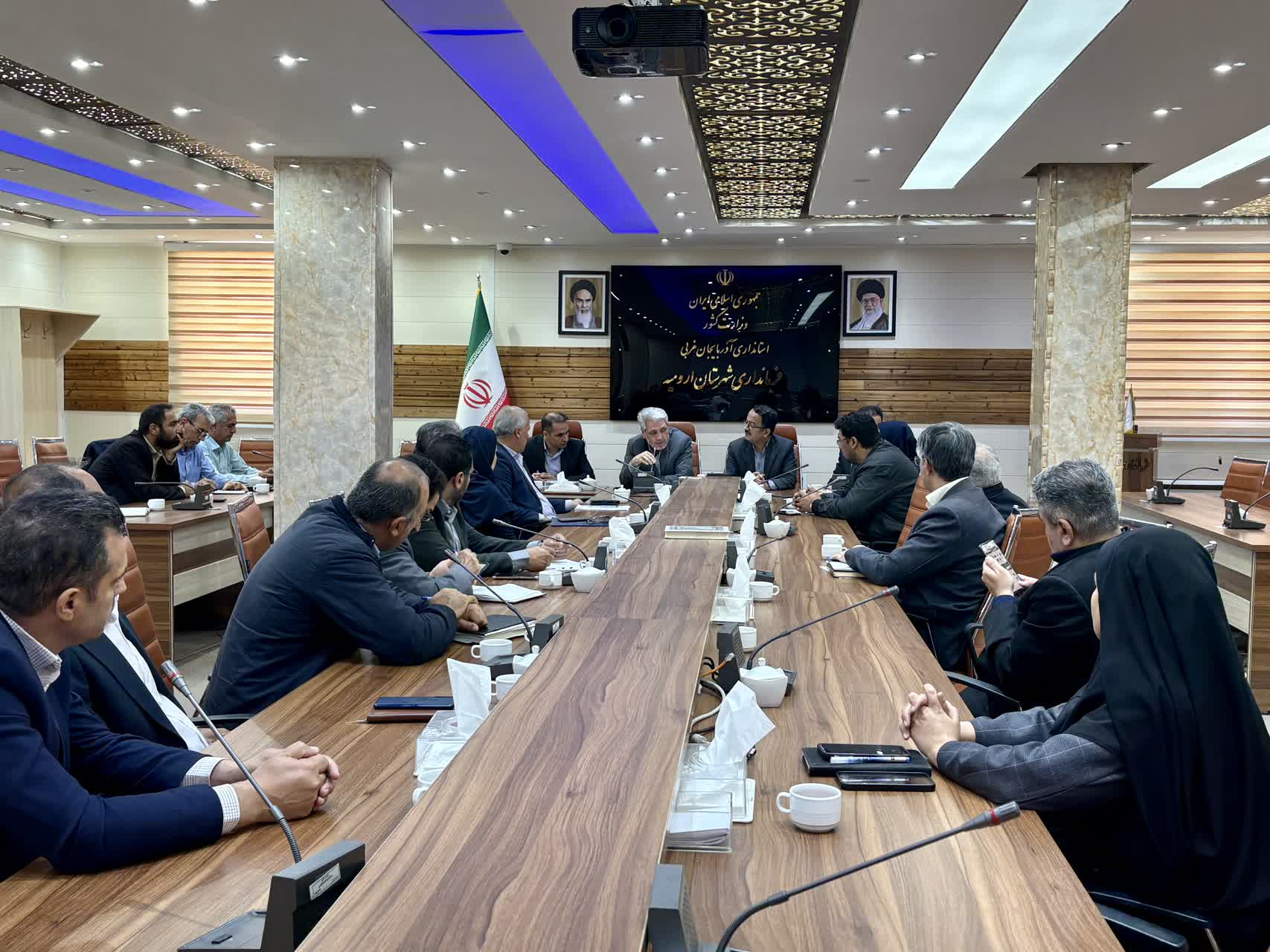 تأکید فرماندار ارومیه بر برخورد قاطع با رهاسازی پسماند و لزوم فرهنگسازی محیطزیستی
