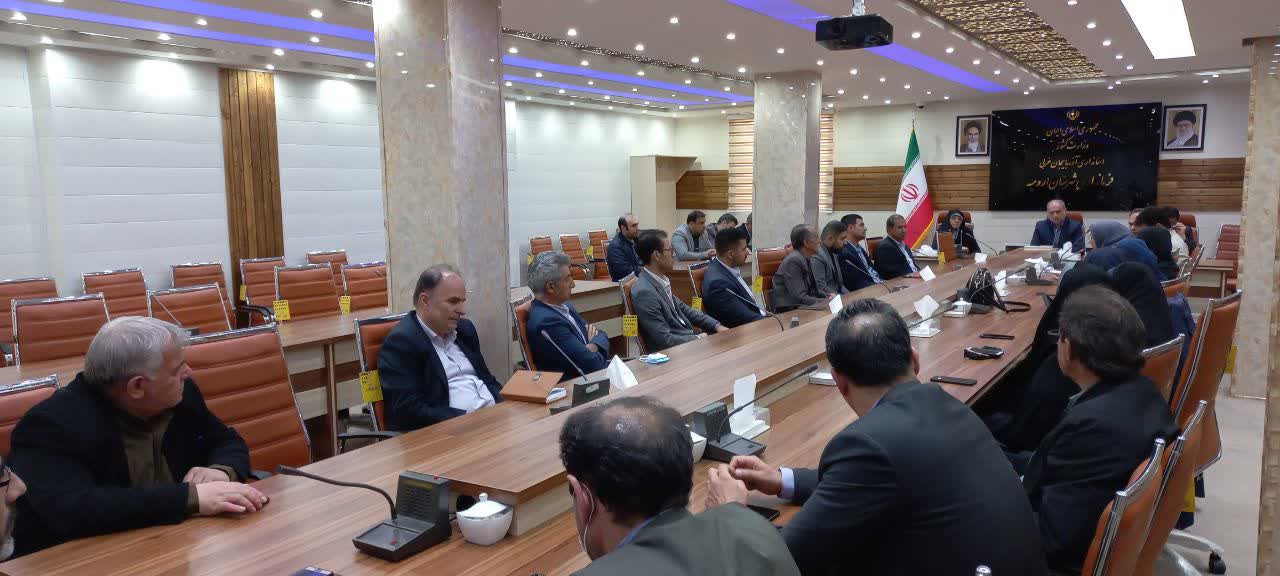 دومین نشست صمیمی غلامحسین عماری با همکاران مجموعه فرمانداری شهرستان ارومیه