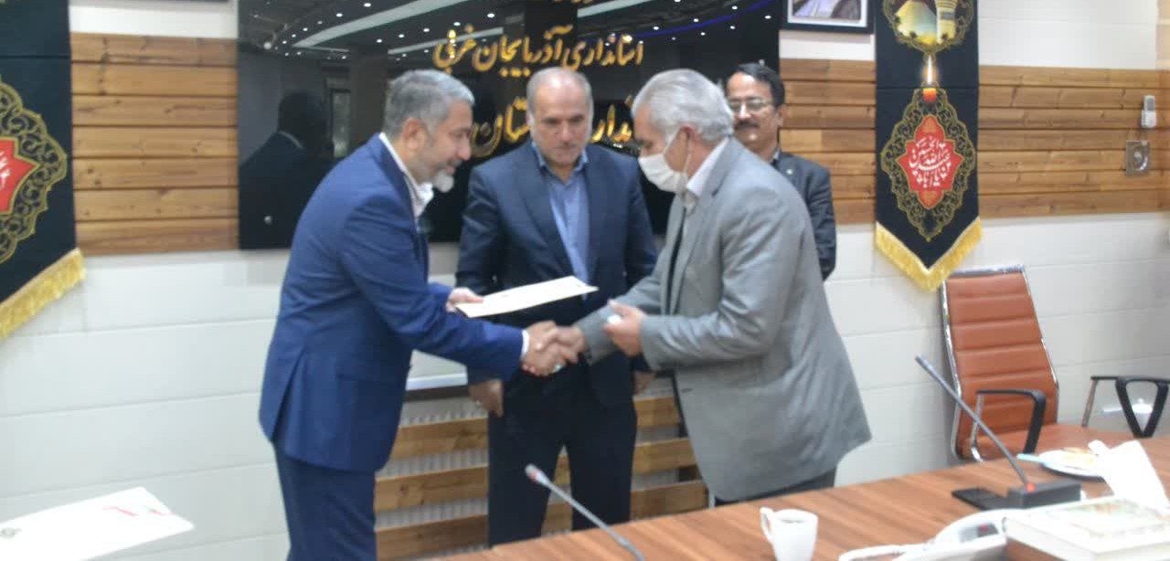 نشست صمیمی فرماندار شهرستان ارومیه با همکاران مجموعه فرمانداری