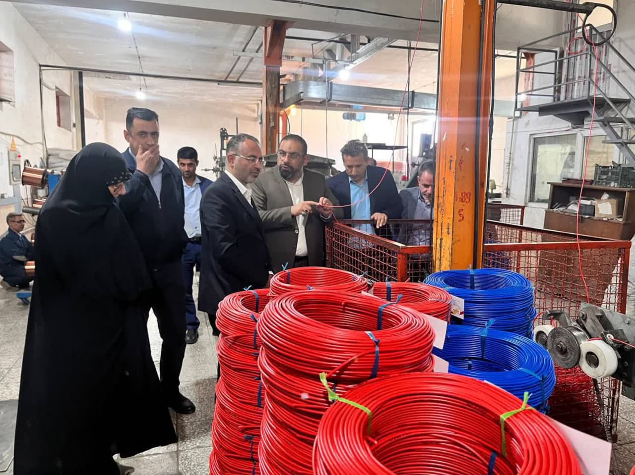 بازدید فرماندار ارومیه از شرکت تعاونی رعد الکتریک؛ پیشگامی در صادرات صنعتی استان