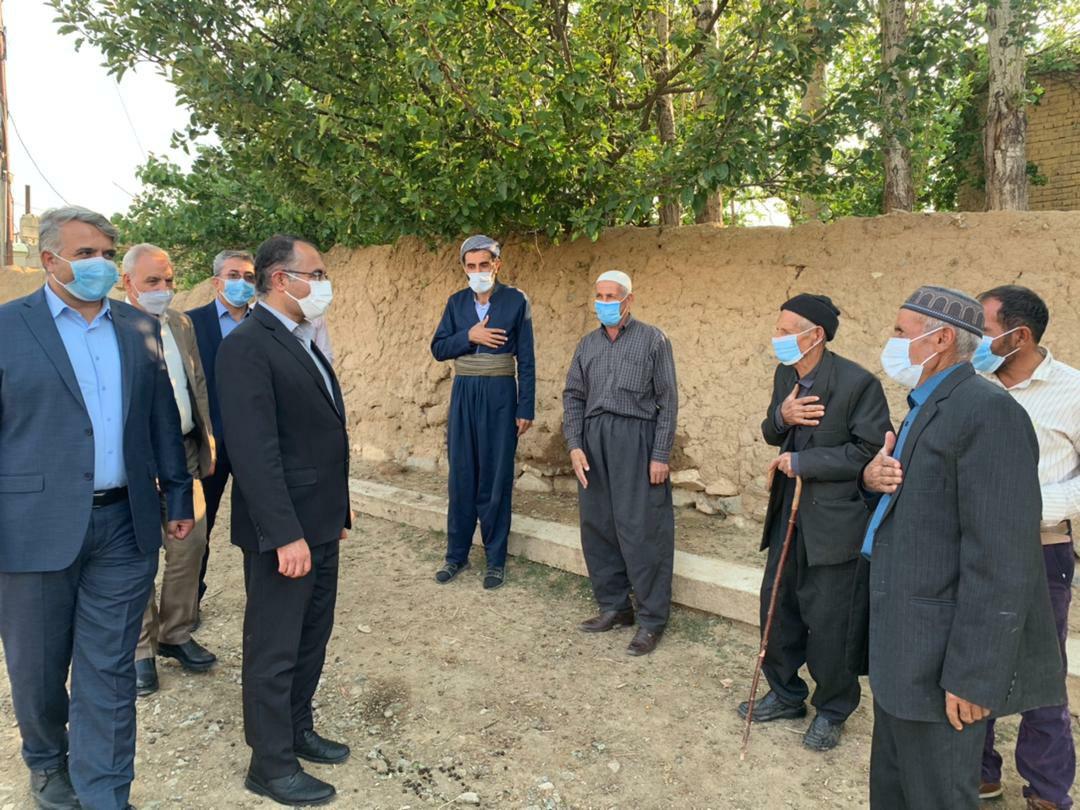 رسیدگی فرماندار ارومیه به برخی از مشکلات روستاهای بخش صومای برادوست + تصاویر