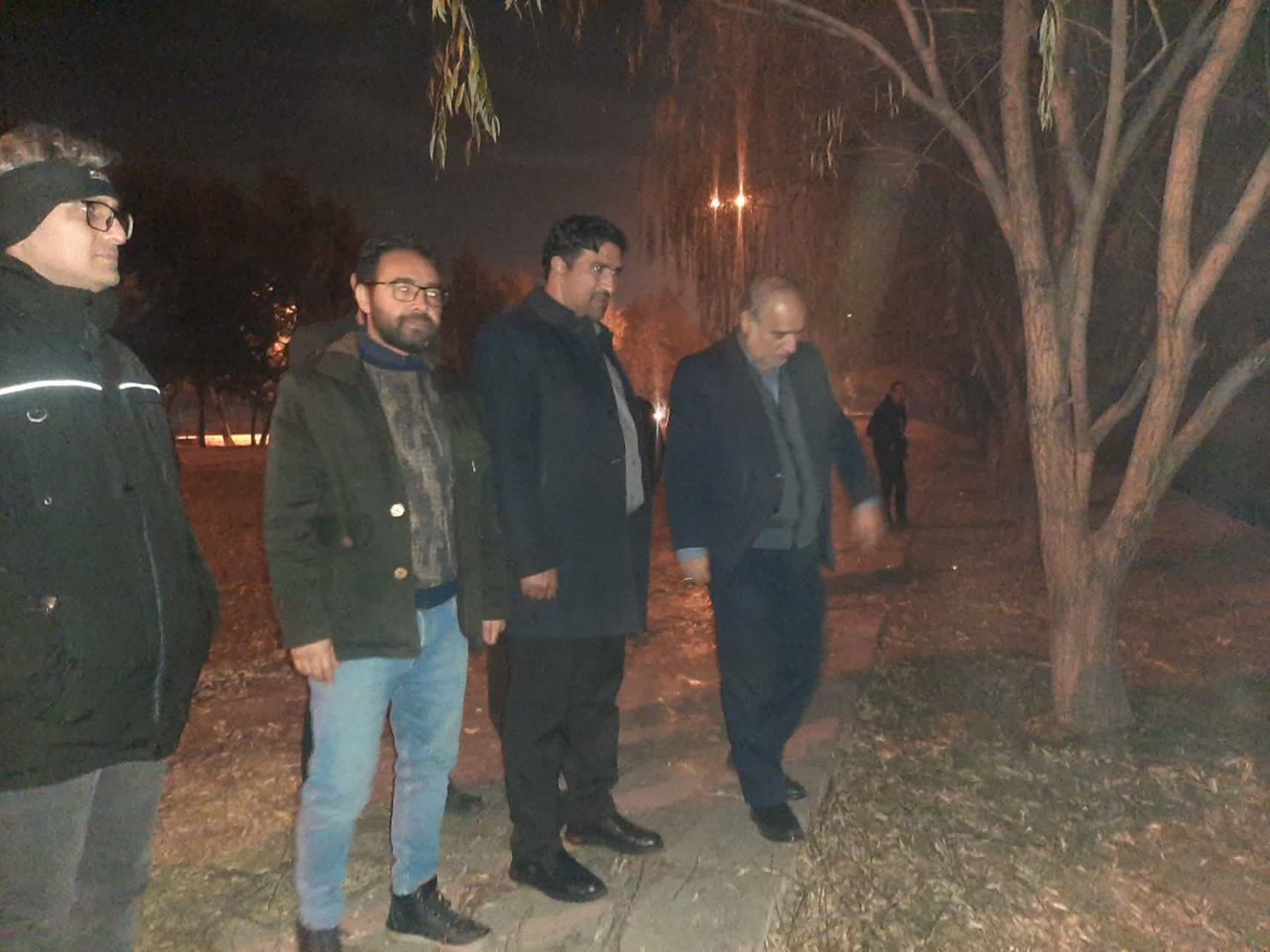 بازدید شبانه فرماندار شهرستان ارومیه از عملیات لایروبی و تنظیف رودخانه شهر چایی ارومیه