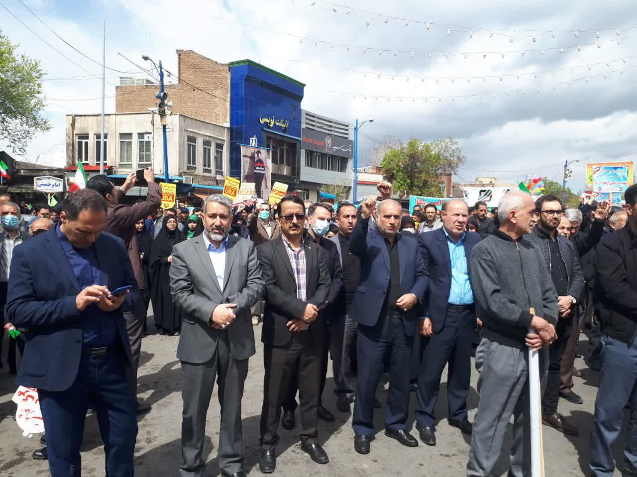 غلامحسین عماری فرماندار ارومیه در حاشیه راهپیمایی روز قدس در مصاحبه با خبرنگار واحد مرکزی خبر گفت: