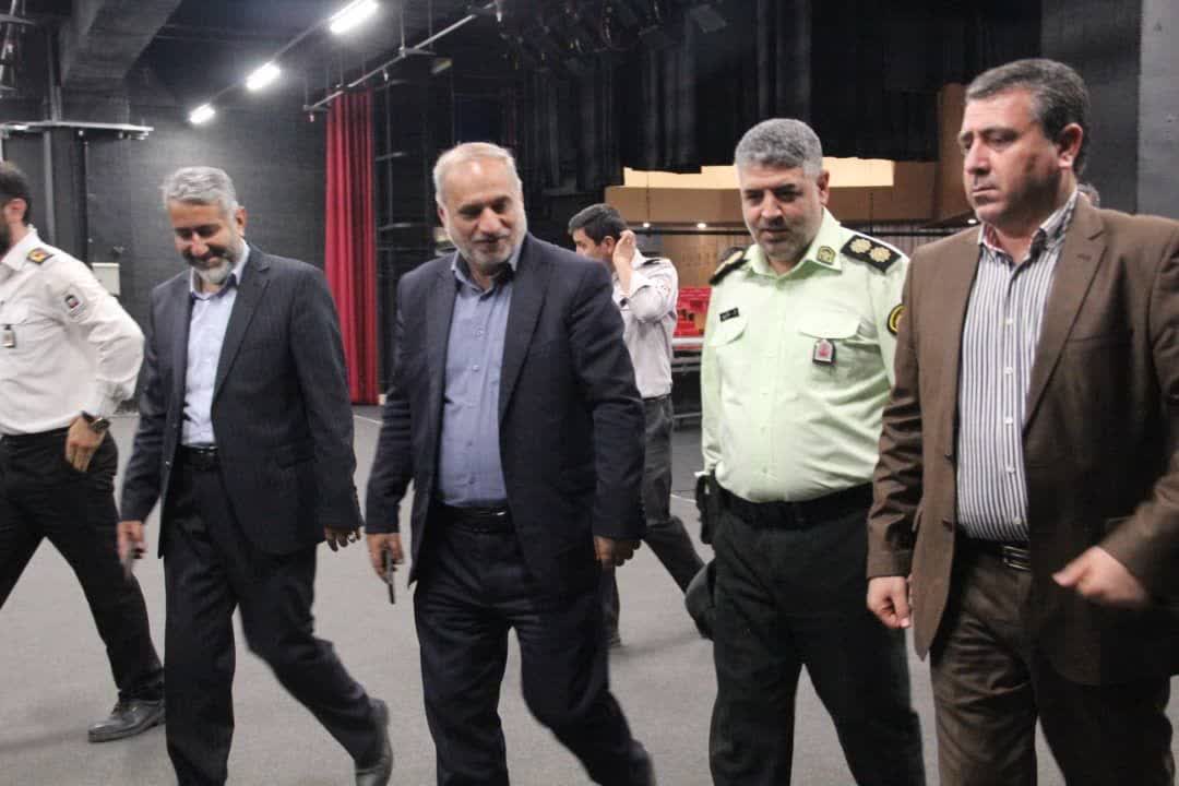 بازدید فرماندار ارومیه از محل برگزاری جشنواره ملی قرآن و عترت دانشجویان کشور