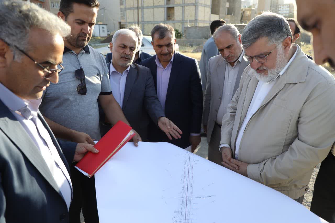 بازدید استاندار آذربایجانغربی از طرحهای عمران شهری ارومیه
