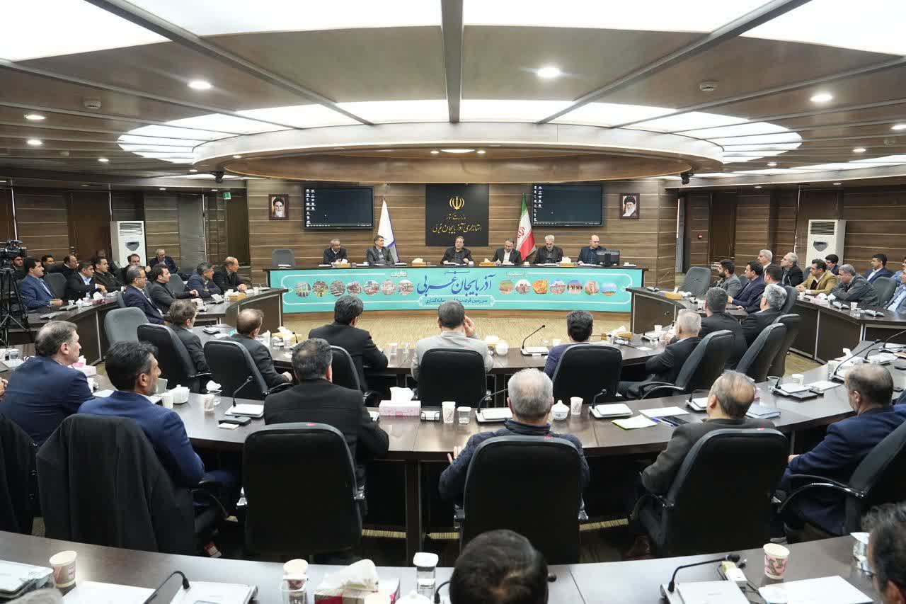 با حضور استاندار آذربایجانغربی برگزار شد؛ برگزاری سمینار بخشداران آذربایجانغربی