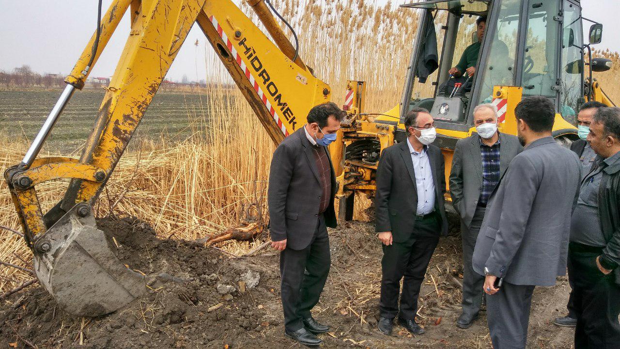 رسیدگی فرماندار ارومیه به روند اجرای طرح کانال هدایت پساب تصفیه شده کارخانجات