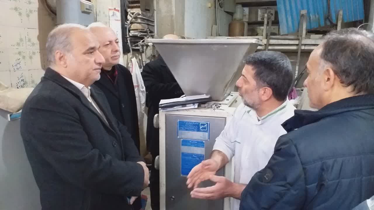 بازدید فرماندار شهرستان ارومیه از نانواییهای شهر ارومیه