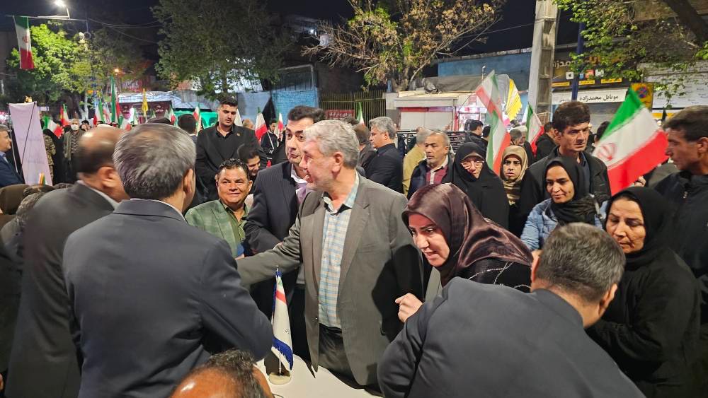بازدید فرماندار شهرستان ارومیه از میز خدمت رزمگاه‌های شبانه ارومیه