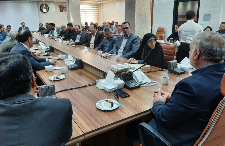 نشست صمیمی فرماندار شهرستان ارومیه با همکاران مجموعه فرمانداری
