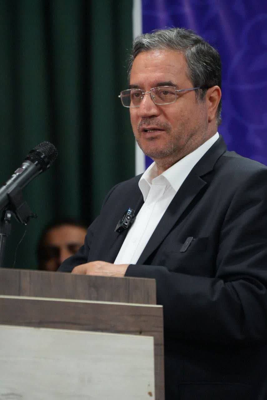 حضور استاندار آذربایجان‌غربی به همراه فرماندار شهرستان ارومیه در آیین گرامیداشت مقام معلم در دانشگاه فرهنگیان