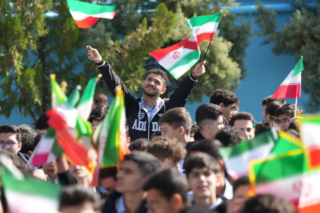 با حضور استاندار آذربایجانغربی انجام شد؛ آغاز سال تحصیلی جدید در آذربایجانغربی