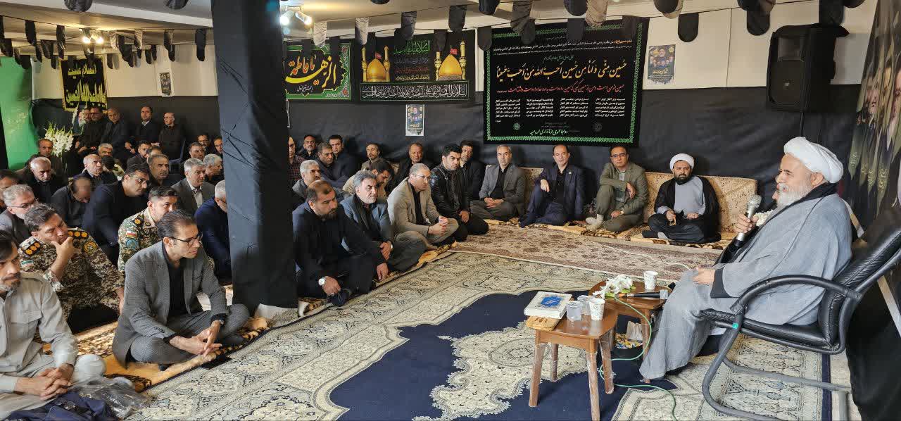 آلبوم تصویری / برگزاری مراسم بزرگداشت شهدای خدمت در حسینیه فرمانداری شهرستان ارومیه