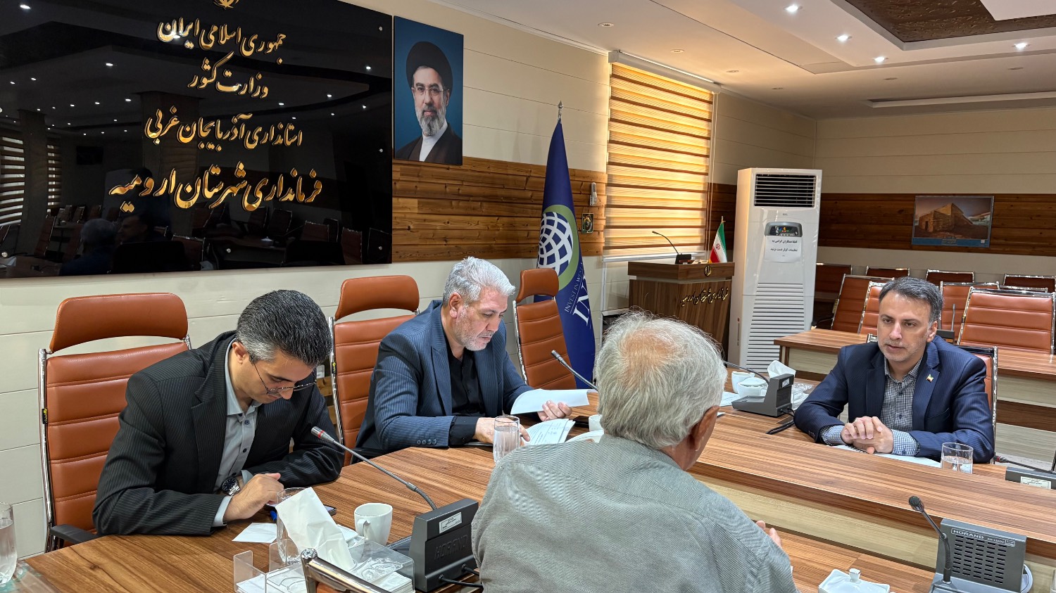گزارش تصویری | برگزاری ملاقات مردمی فرماندار ارومیه