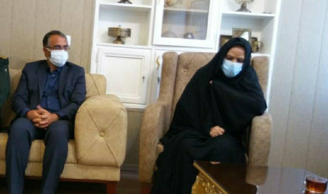 دیدار فرماندار ارومیه با خانواده های معزز ایثارگران + تصاویر