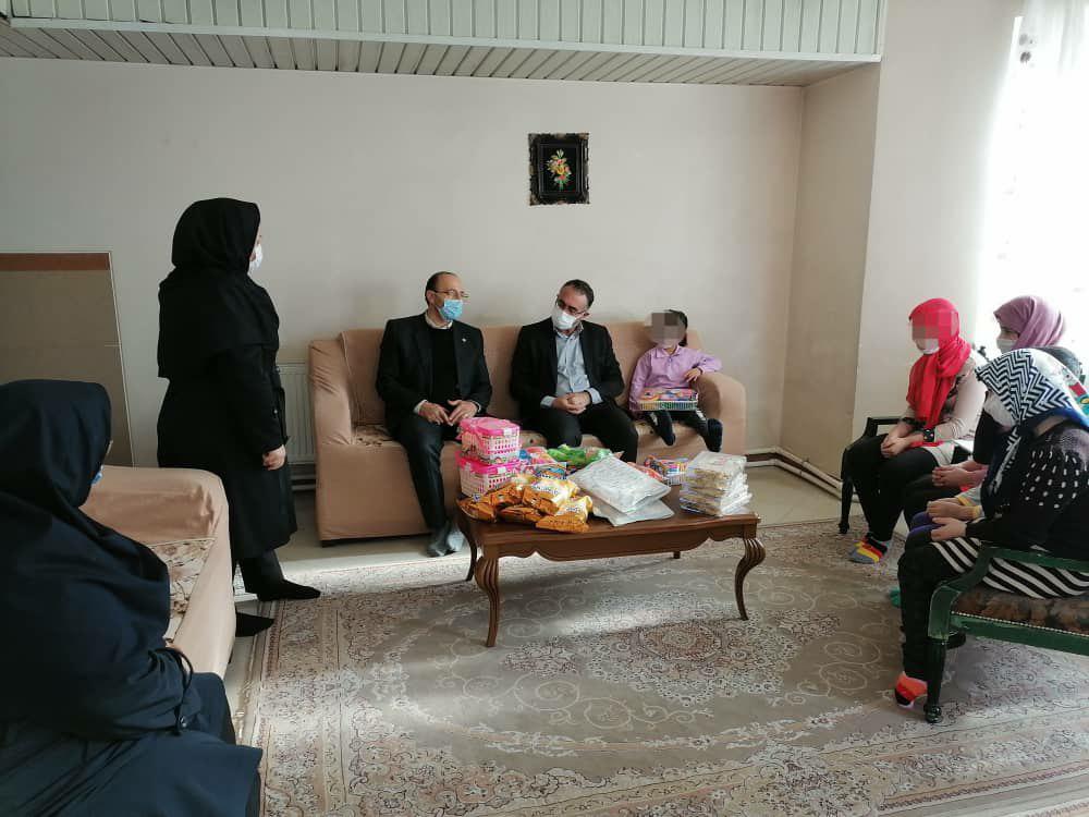 فرماندار ارومیه با کودکان بی سرپرست به پیشواز شب یلدا رفت + تصاویر