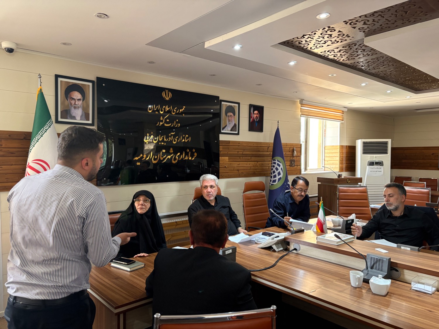 ملاقات مردمی فرماندار ارومیه با شهروندان برگزار شد