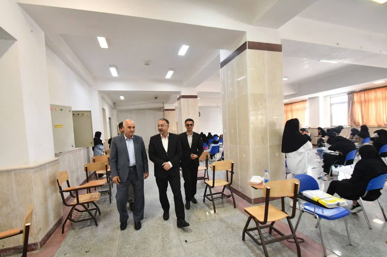 حضور فرماندار ارومیه در بازدید از حوزه برگزاری آزمون سراسری علوم تجربی