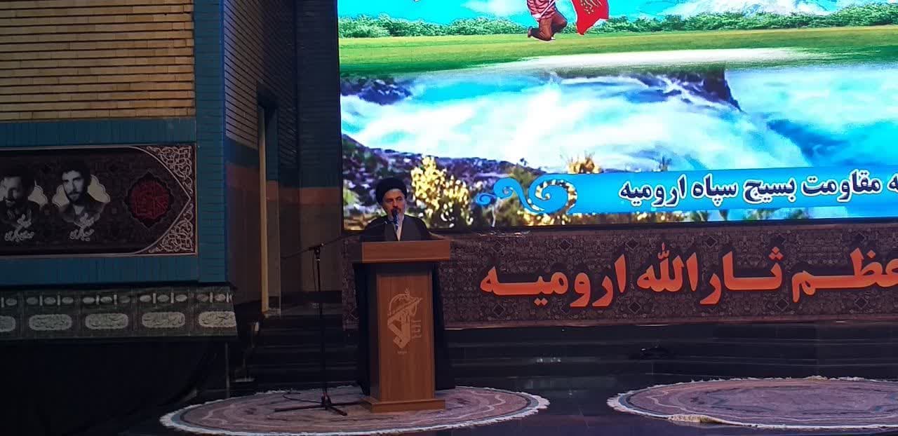 مراسم تودیع و معارفه فرمانده سپاه ارومیه