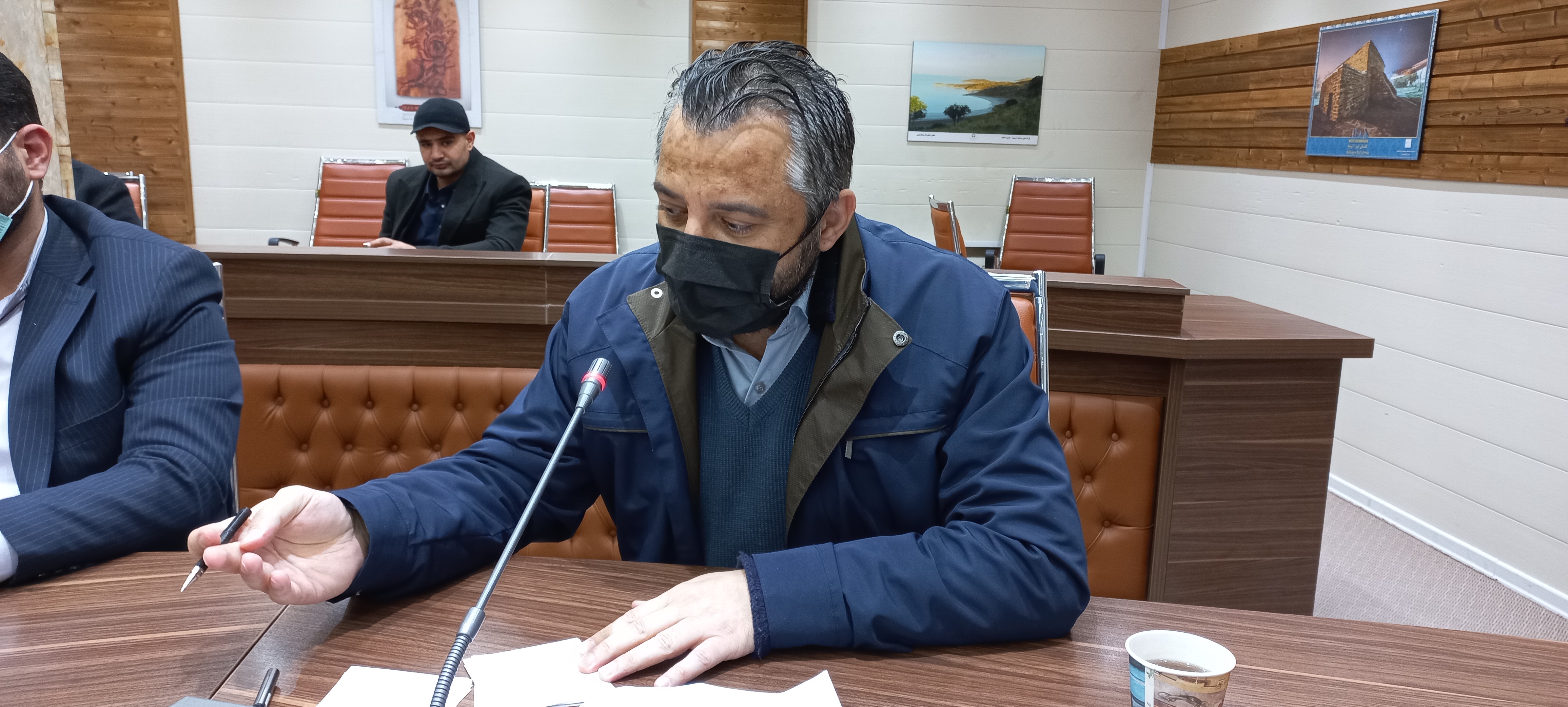 دیدار اعضای شورای مرکزی جوانان همدل استان آذربایجان غربی با فرماندار شهرستان ارومیه + عکس