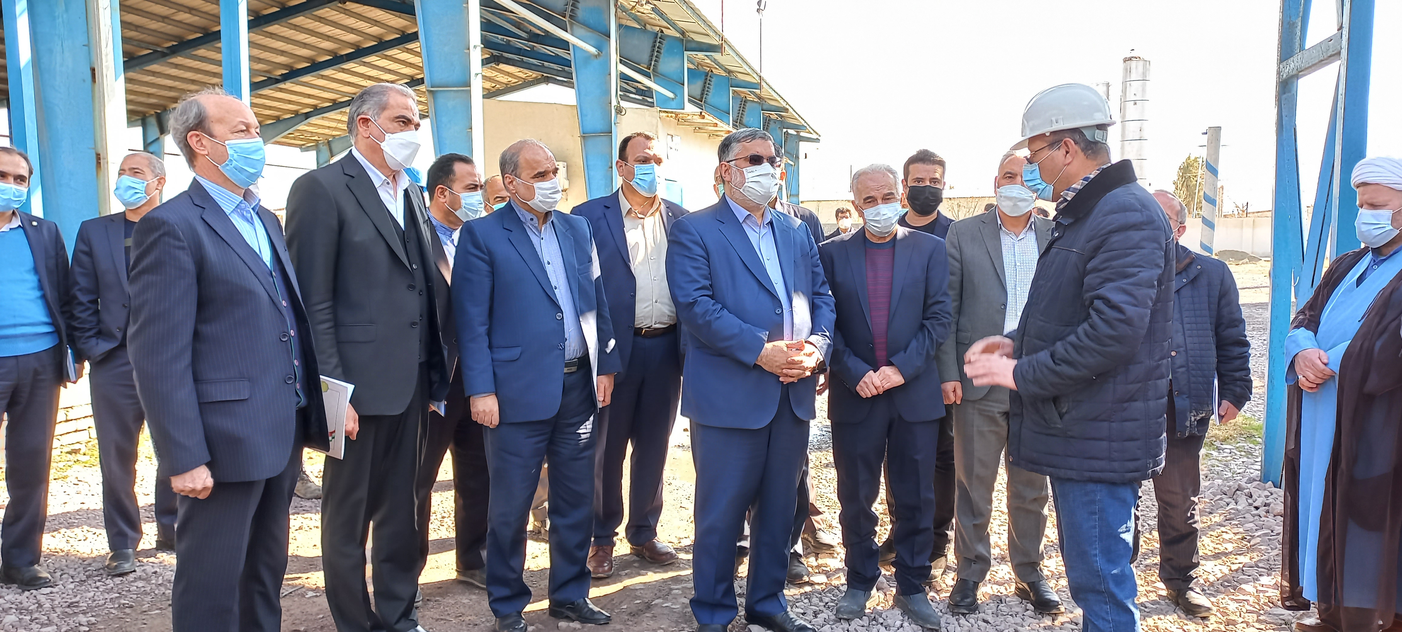 بازدید استاندار آذربایجان غربی بهمراه فرماندار شهرستان ارومیه از شرکت بام گستران ارومیه