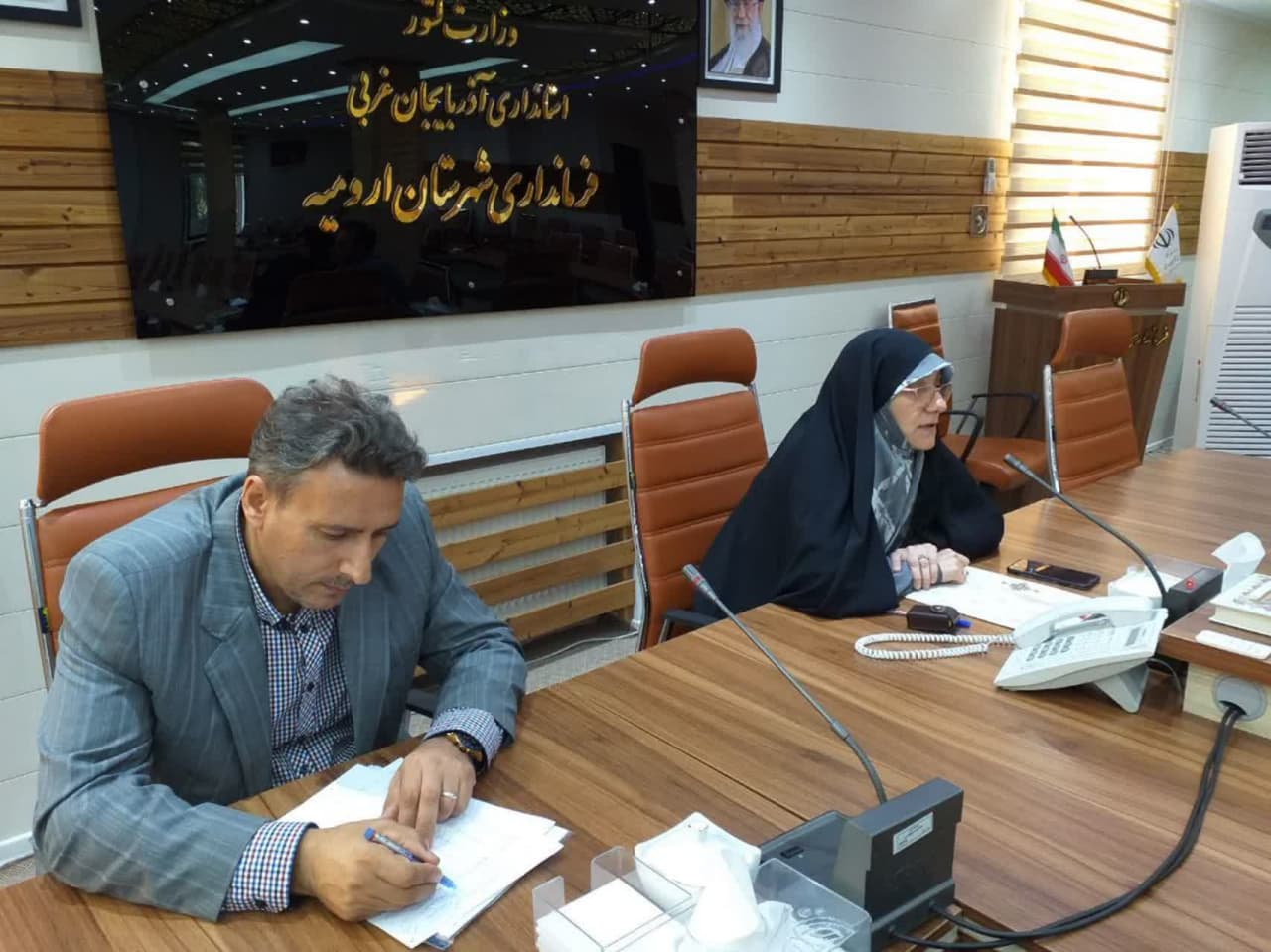 برگزاری جلسه کارگروه اشتغال و سرمایه گذاری شهرستان ارومیه به ریاست دهقانی معاون برنامه ریزی و توسعه فرمانداری ارومیه
