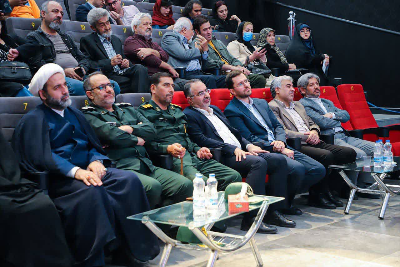 مقابلی: هنرمندان با تولید محتوی و متنهای جدید ظرفیتهای استان را برای سرمایهگذاری روایت کنند.