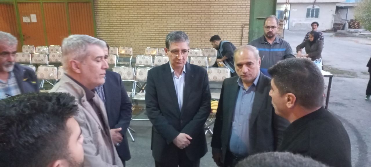 بازدید فرماندار شهرستان ارومیه از واحد تولیدی ورق پلاست غرب