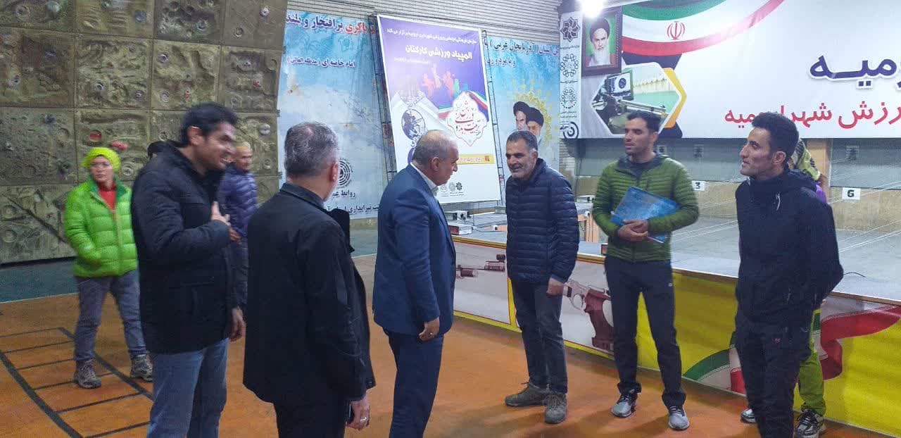 فرماندار شهرستان ارومیه از هیات کوهنوردی استان بازدید کرد