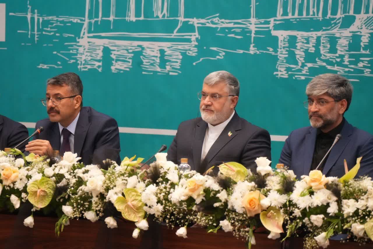 هفتمین نشست همکاری های مشترک آذربایجانغربی و استانهای هم مرز ترکیه / ارومیه آغاز شد