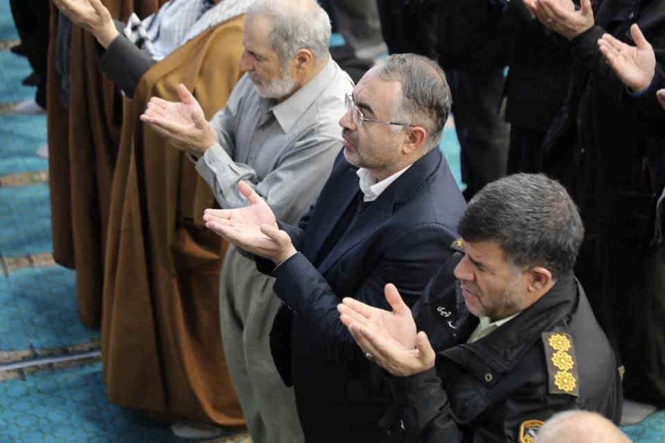 برگزاری آیین نماز جمعه ارومیه با حضور مردم و مسئولان به امامت حجت الاسلام والمسلمین قریشی.