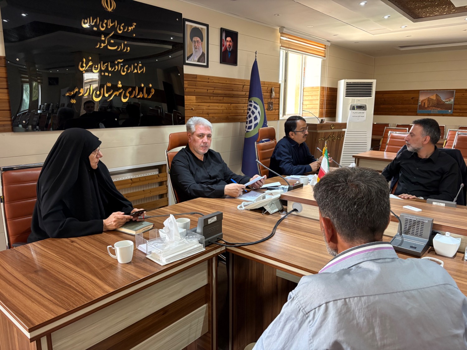 ملاقات مردمی فرماندار ارومیه با شهروندان برگزار شد