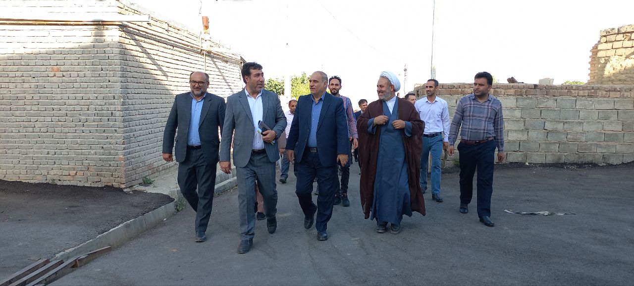 بازدید میدانی فرماندار شهرستان ارومیه از روستای عسگرآباد کوه