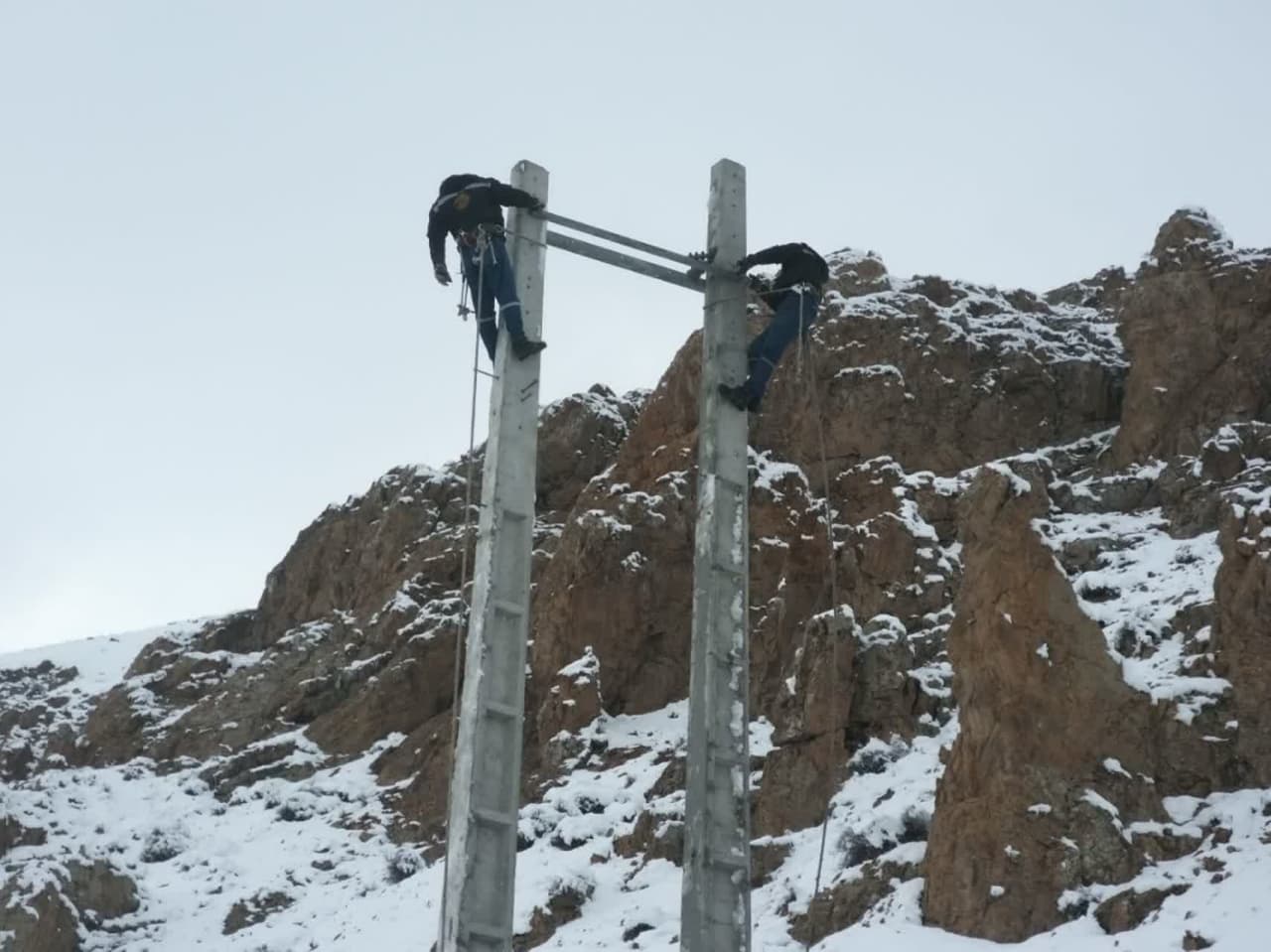 برق 4روستای بخش صومای برادوست وصل شد